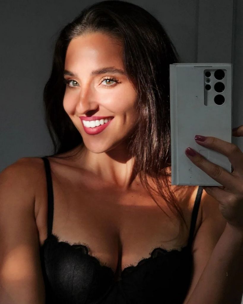 Meet Vanessa Munley Fitness Model - SHOUTOUT MIAMI